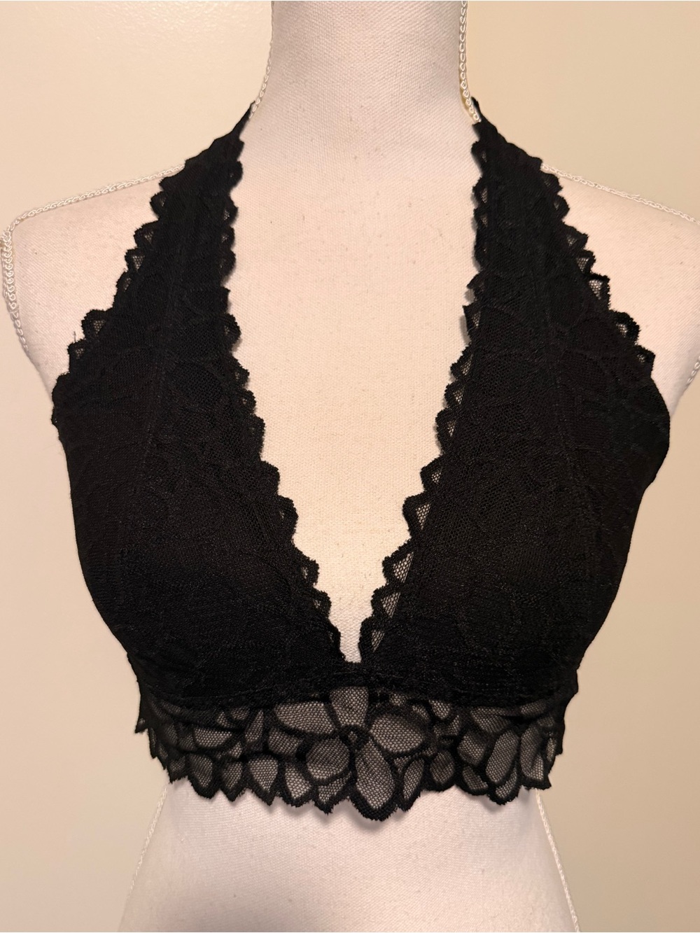Victorias Secret PINK black lace bralette size M